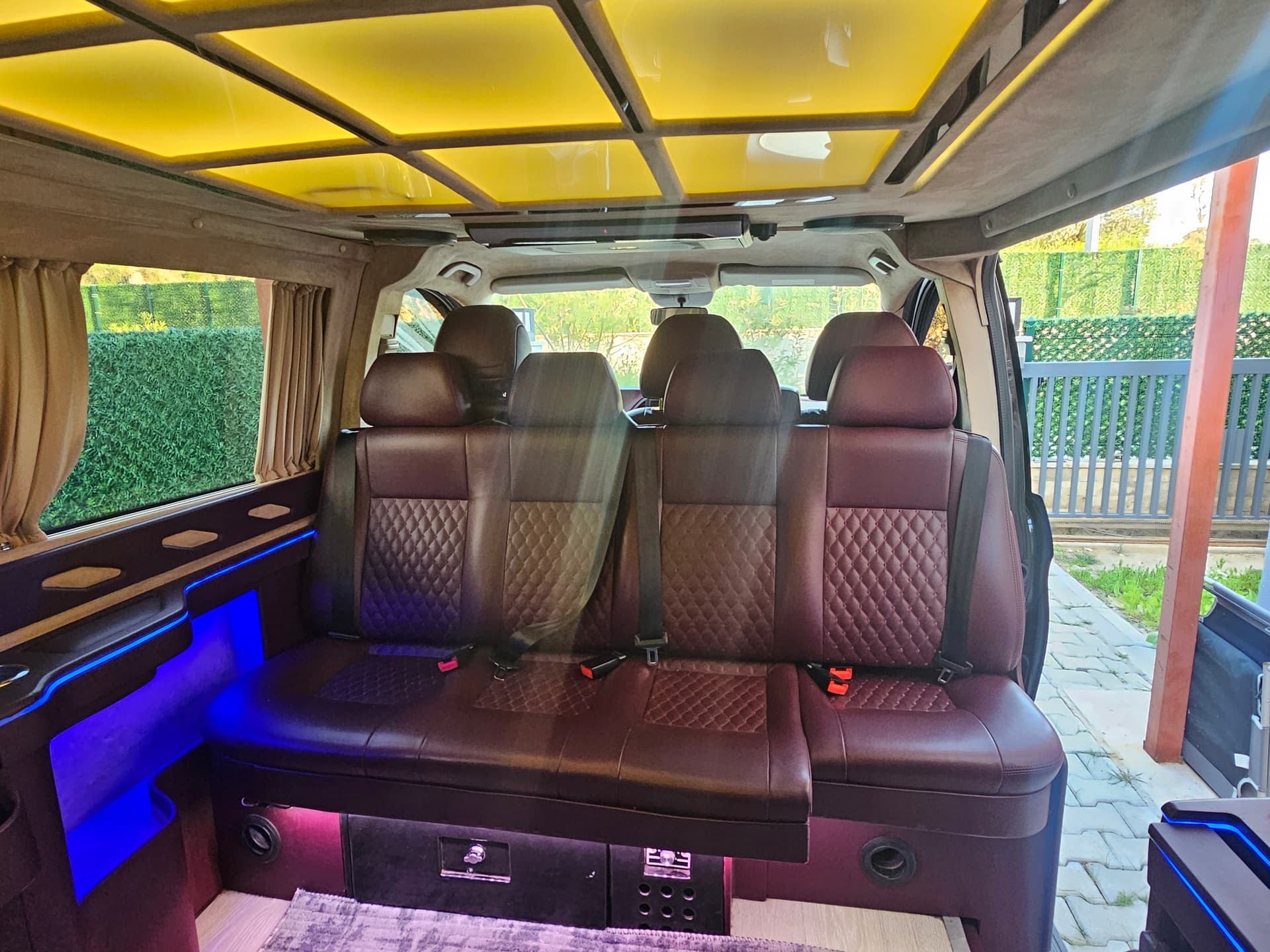 Mercedes Vito · 9+1